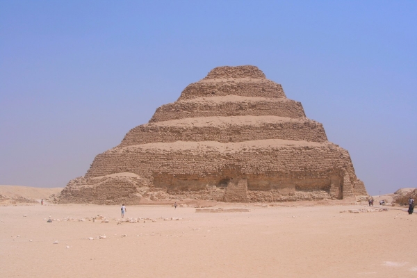 사카라의 계단 피라미드